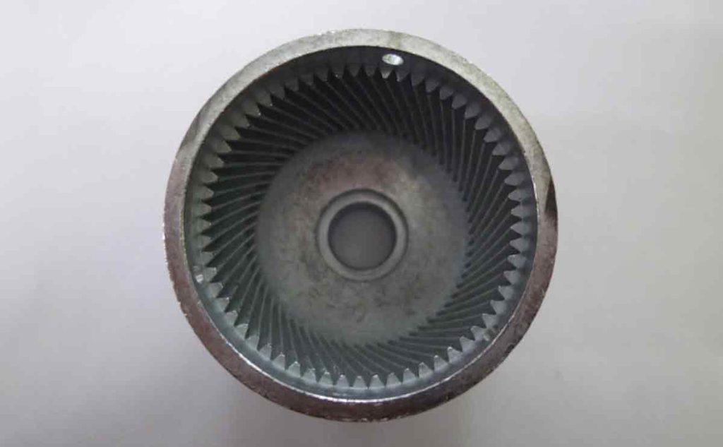 減速機のインターナルギアを亜鉛ダイカスト化（無加工品）